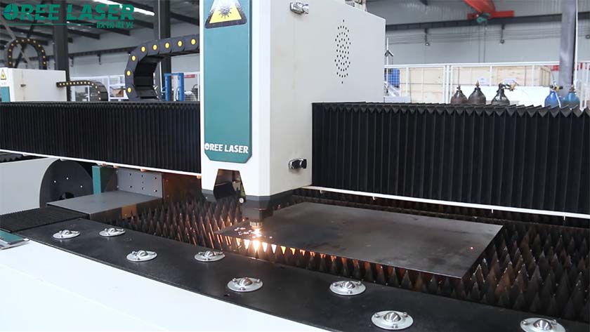 laser cutting machine.jpg